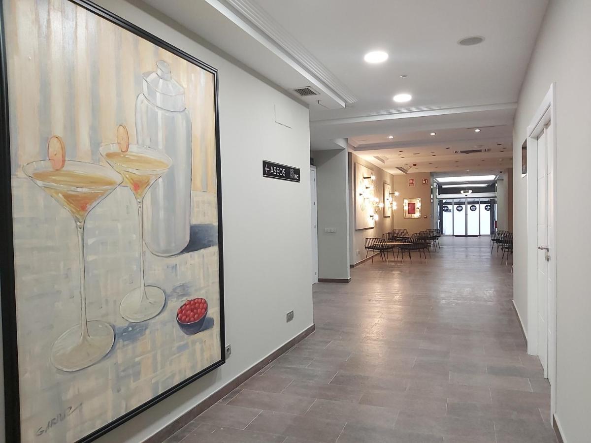 Micampus Burgos Centro Student Residence Ngoại thất bức ảnh