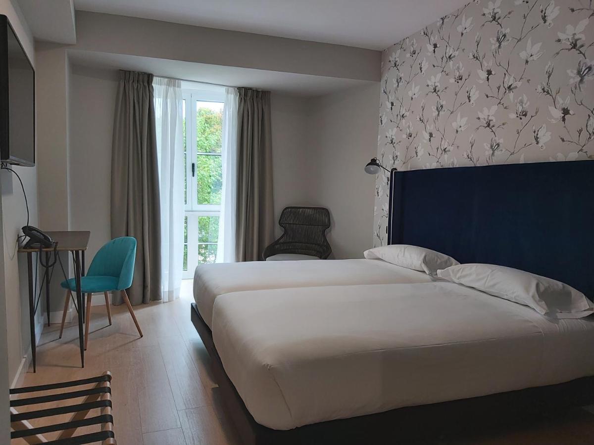 Micampus Burgos Centro Student Residence Ngoại thất bức ảnh